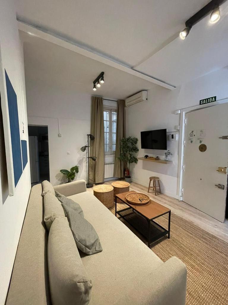 Premium Apt Para 9Pax En Calle Olmo - Centro De Madrid E1 Luaran gambar
