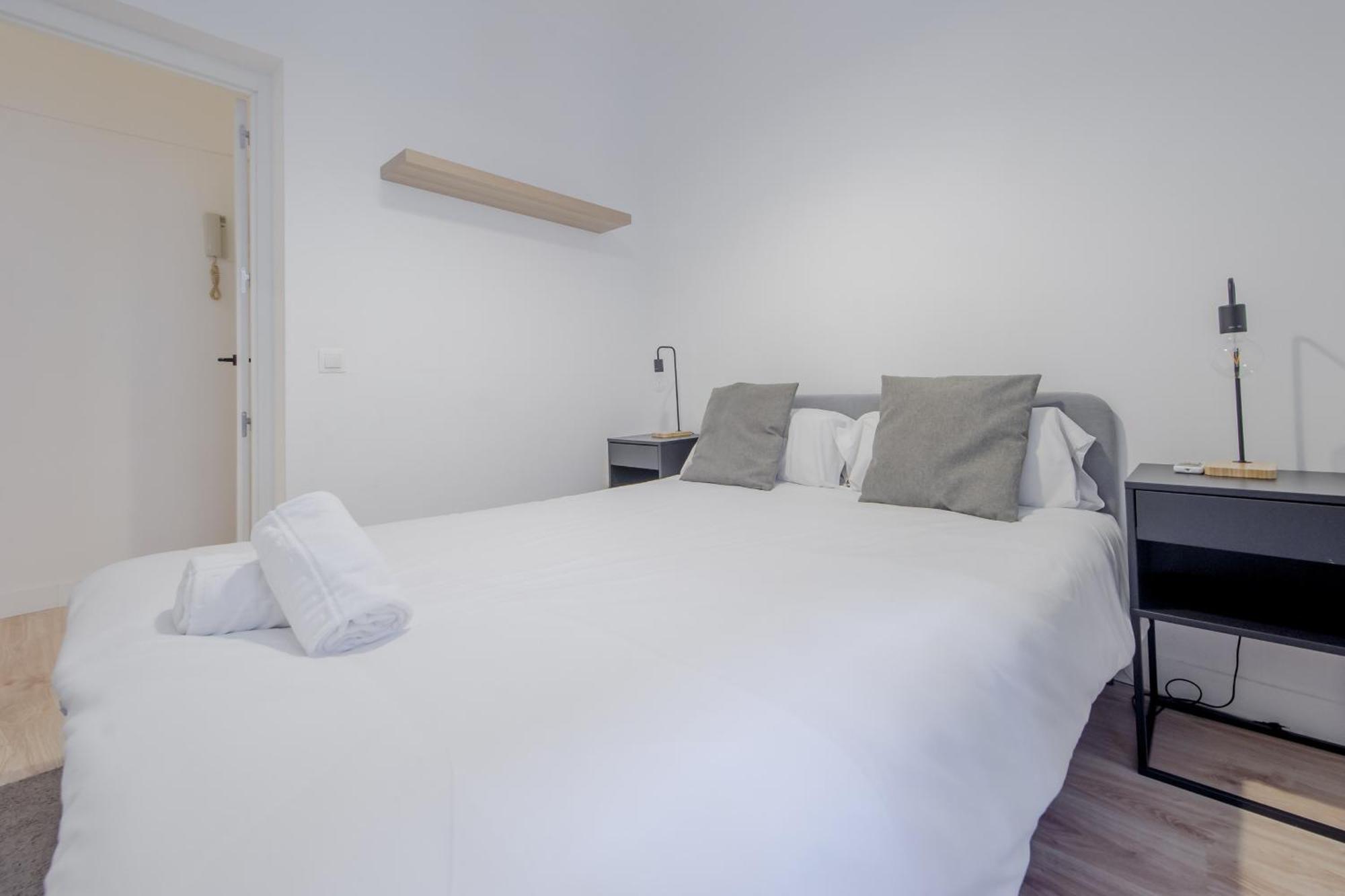 Premium Apt Para 9Pax En Calle Olmo - Centro De Madrid E1 Luaran gambar