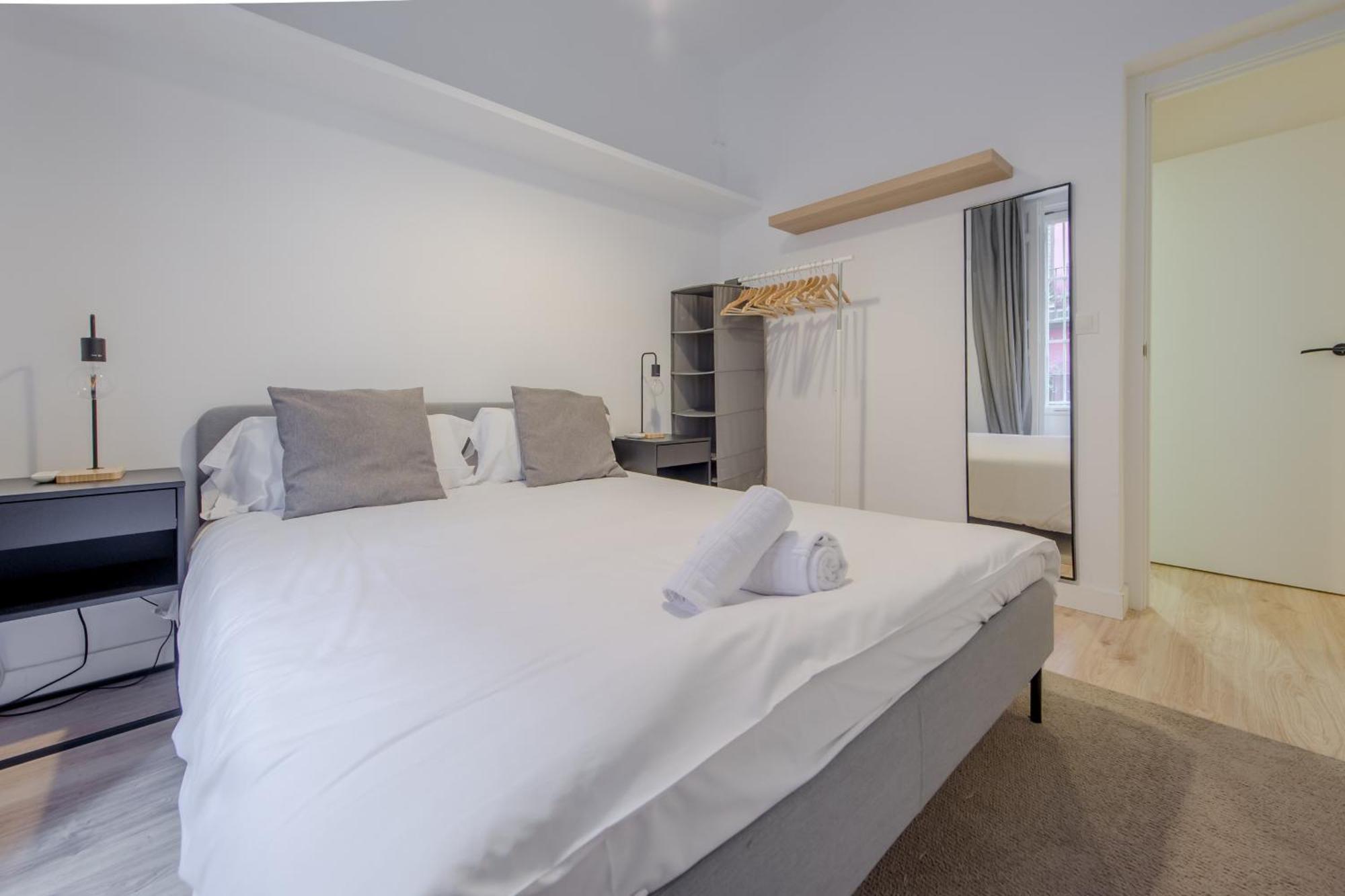 Premium Apt Para 9Pax En Calle Olmo - Centro De Madrid E1 Luaran gambar