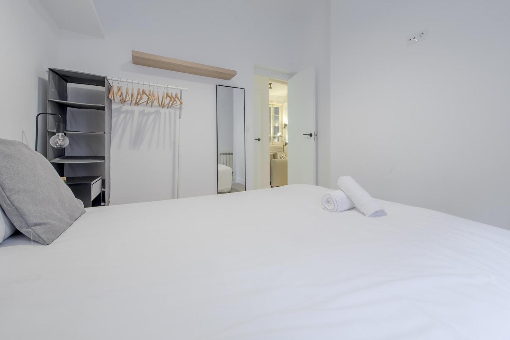 Premium Apt Para 9Pax En Calle Olmo - Centro De Madrid E1 Luaran gambar