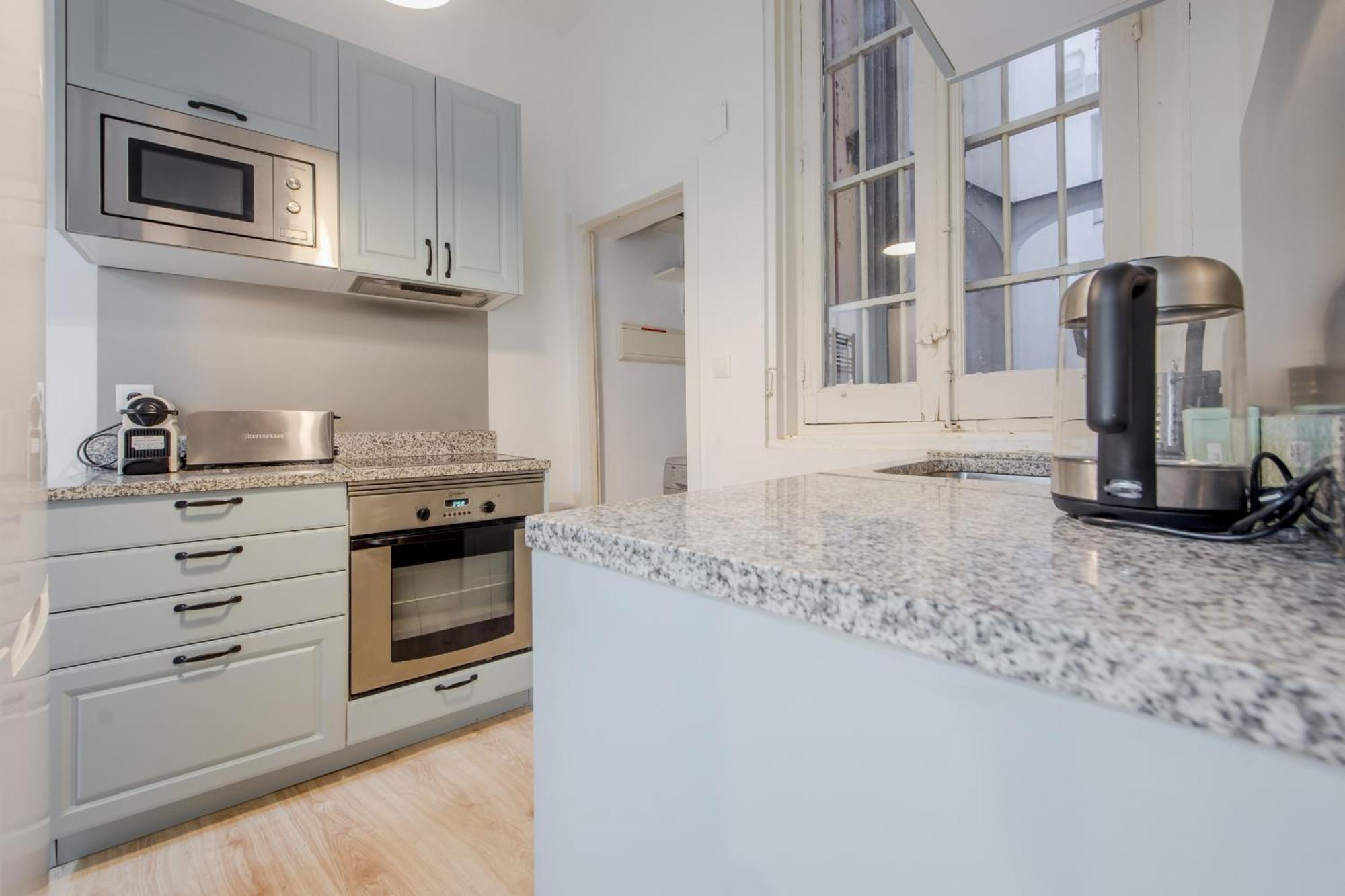 Premium Apt Para 9Pax En Calle Olmo - Centro De Madrid E1 Luaran gambar